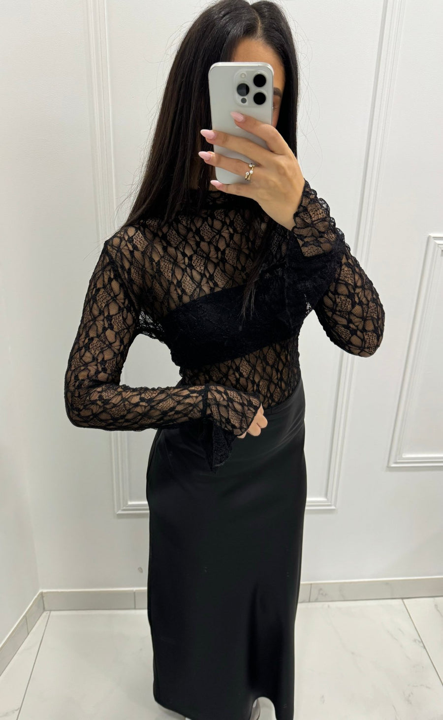 TOP EN DENTELLE - | I AM ELVÏRA